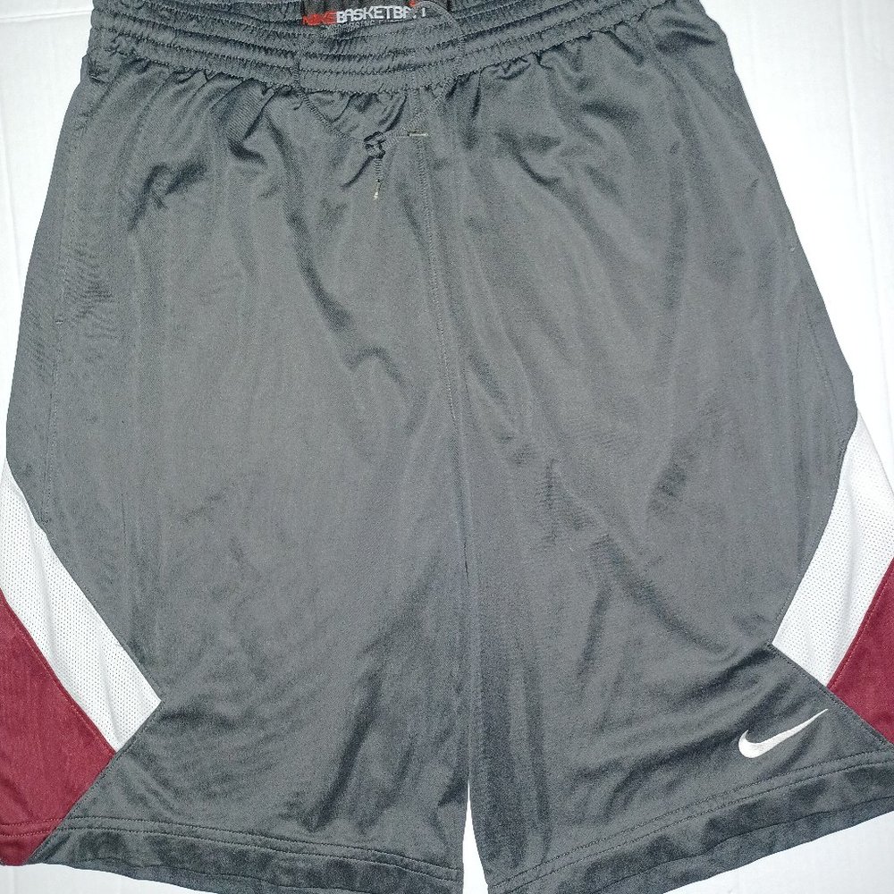 NIKE MEN'S ACTIVEWEAR BASKETBALL SHORTS